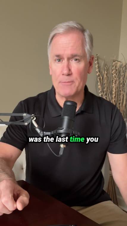 Talking-head format reference frame